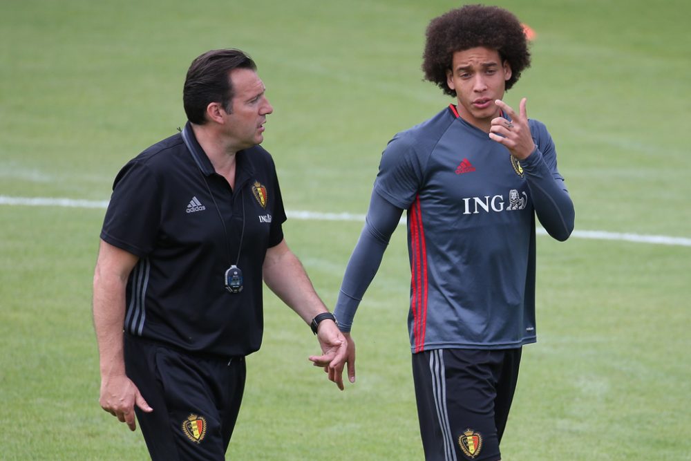 Trainer Marc Wilmots und Axel Witsel beim Training in Lausanne (27.5.)