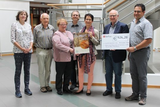 Die Scheckübergabe für Solibrot am 8. Juni im BRF