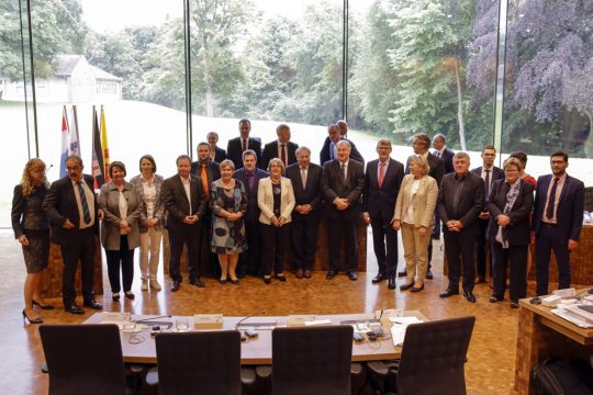 Gruppenfoto des Interregionalen Parlamentarierrates im PDG (17.6.2016)