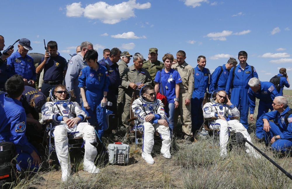 Die ISS-Rückkehrer Tim Peake (GB), Juri Malentschenko (R) und Tim Kopra (USA) (18.6.2016)