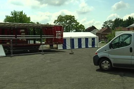 "Dolphins Land" zieht aufs Koulgelände