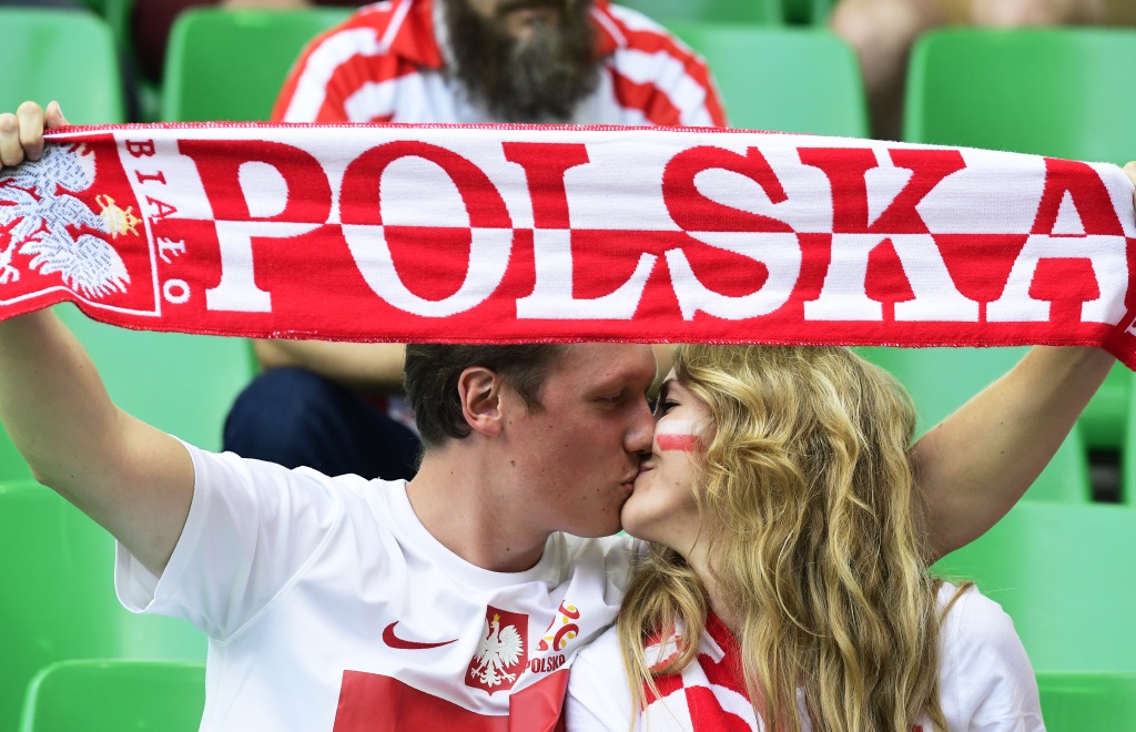 Polen steht erstmals in einem EM-Viertelfinale