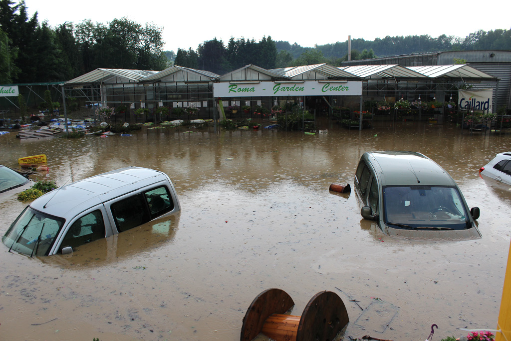 Roma-Garden-Center unter Wasser