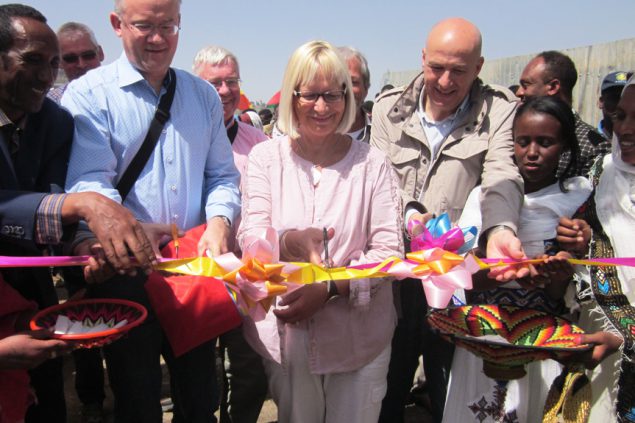 Einweihung der Schule Tulu Sertu