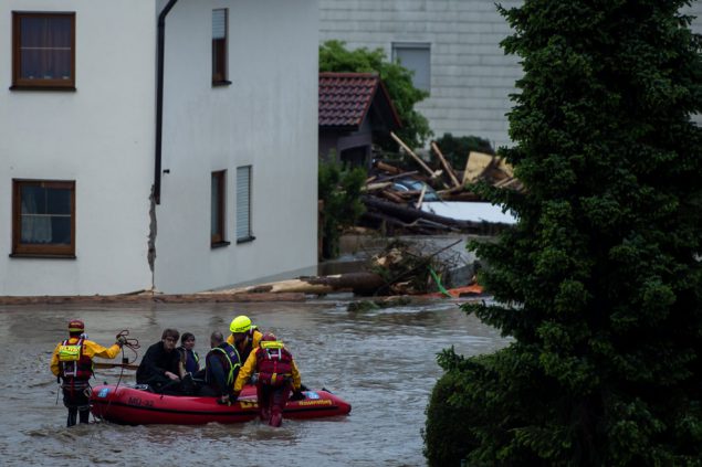 Hochwasser Katastrophe Trifft Deutschland Und Frankreich Hart