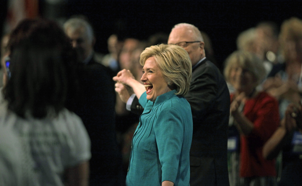 Hillary Clinton hat gut lachen (Bild vom 19.7. in Las Vegas)