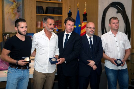 Stadt Nizza zeichnet drei "Helden" vom 14. Juli aus