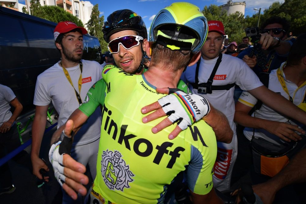 Peter Sagan bedankt sich bei Teamkollege Maciej Bodnar für die Unterstützung im Endspurt