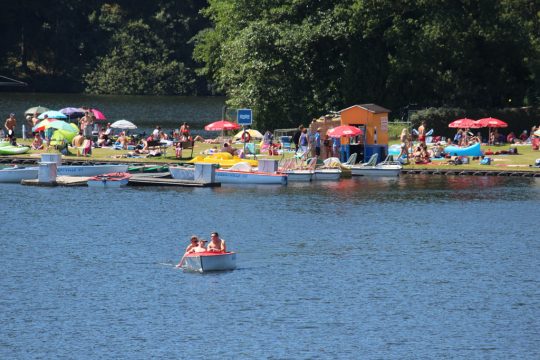 Badespaß am See von Robertville