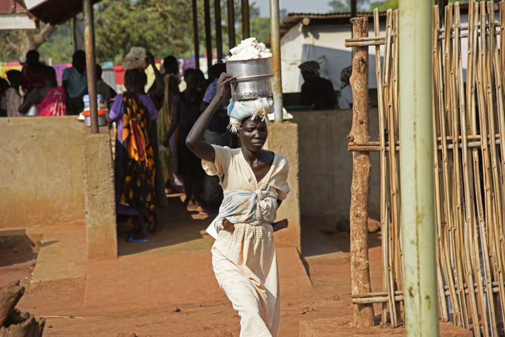 Südsudanesische Flüchtolinge im ugandischen Adjumani (13.7.2016)