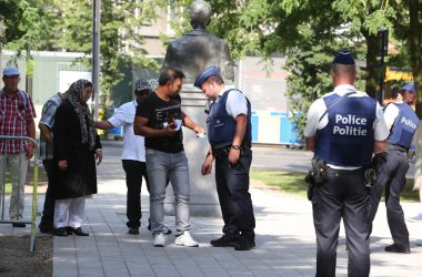 Te Deum und Bad in der Menge zum Nationalfeiertag in Brüssel - Polizisten vor Ort (21.7.2016)