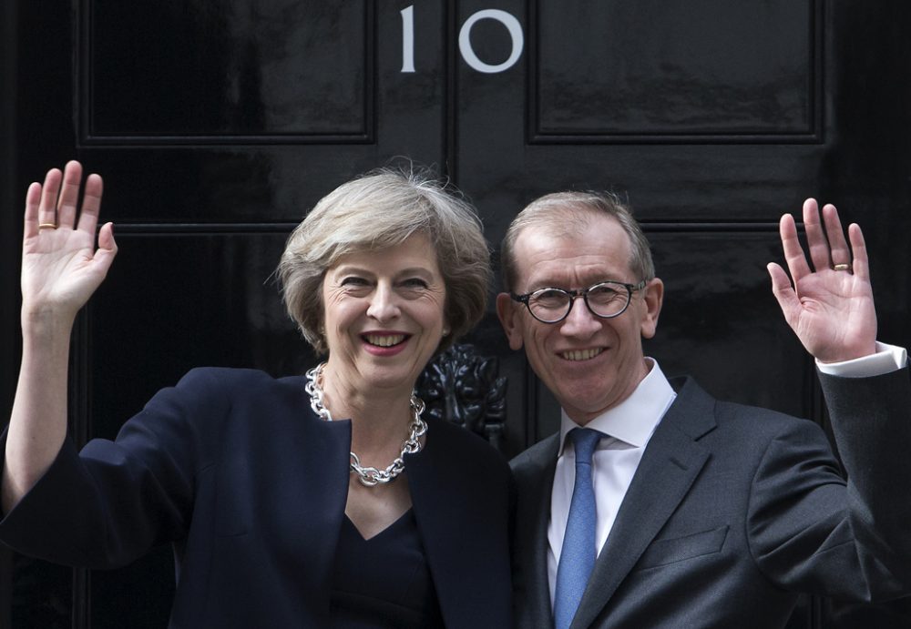 Die neue britische Premierministerin Theresa May und ihr Gatte Philip John (13.7.2016)