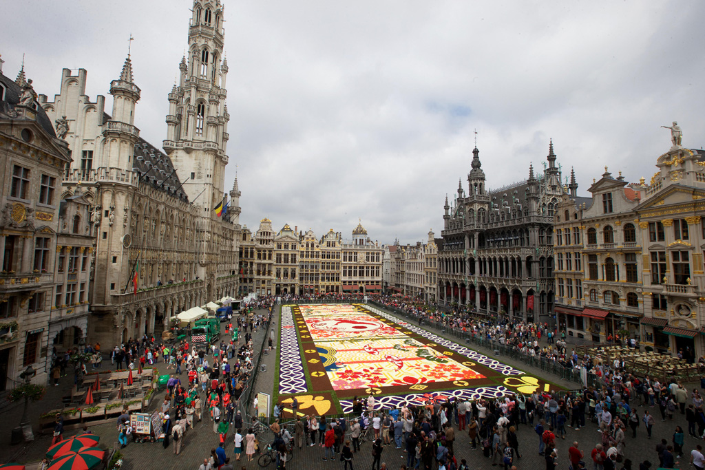 Blumenteppich auf der Grand'Place (Archivbild: Nicolas Maeterlinck/Belga)