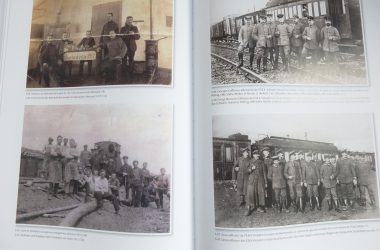 Die historischen Aufnahmen in dem Buch stammen von den Vereinigungen "Val de Glain, Terre de Salm" und "Zwischen Venn und Schneifel"