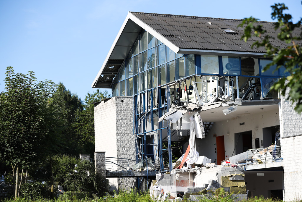 Nach der Explosion im Sportzentrum von Chimay bleibt die Ursache unklar