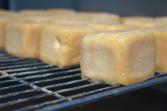 Fromagerie du Vieux Moulin: Hier wird echter "Herver Käse" aus Rohmilch hergestellt