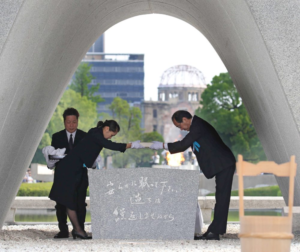 Kazumi Matsui, Bürgermeister von Hiroshima, bei der Gedenkfeier im Peace Memorial Park in Hiroshima