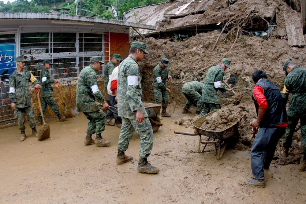 Sechs Tote nach Tropensturm "Earl" in Mexiko