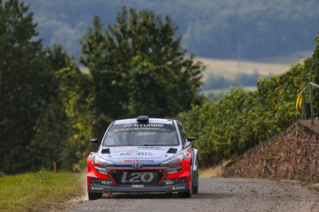 Thierry Neuville/Nicolas Gilsoul beim Shakedown vor der Rallye Deutschland