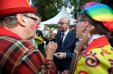 Belgien ist Ehrengast beim Bürgerfest in Berlin - Premier Charles Michel und MP Oliver Paasch mit den Cliniclowns aus Ostbelgien