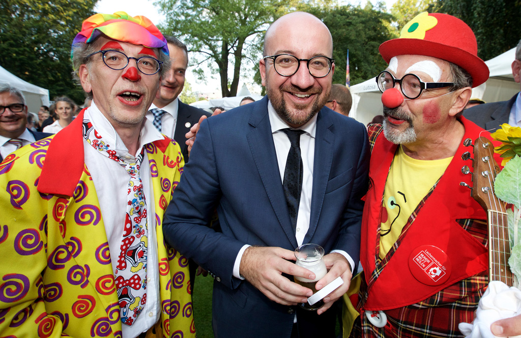 Belgien ist Ehrengast beim Bürgerfest in Berlin - Premier Charles Michel mit den Cliniclowns Kram und Didi aus Ostbelgien