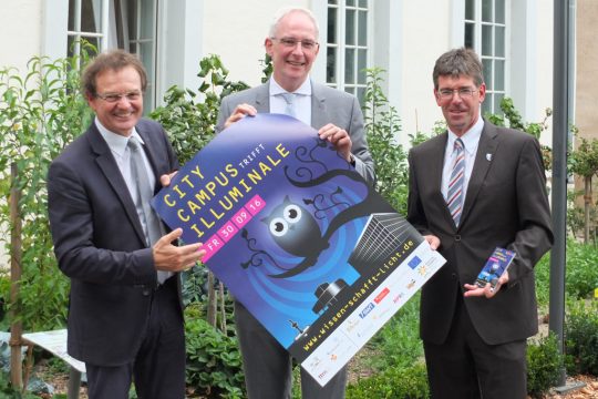 City Campus trifft Illuminale: Prof. Norbert Kuhn (Hochschule Trier), Wolfram Leibe (Oberbürgermeister von Trier) und Prof. Michael Jäckel (Universität Trier)