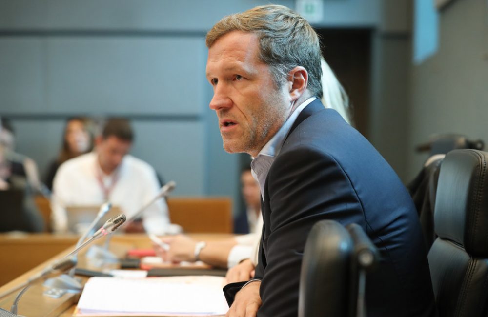 Paul Magnette im Wallonischen Parlament in Namur