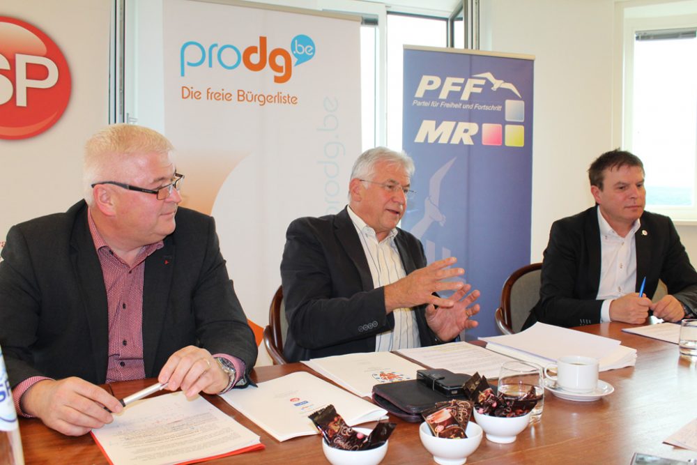 PK der Mehrheitsparteien am Donnerstag: Charles Servaty (SP); Alfons Velz (ProDG) und Gregor Freches (PFF)