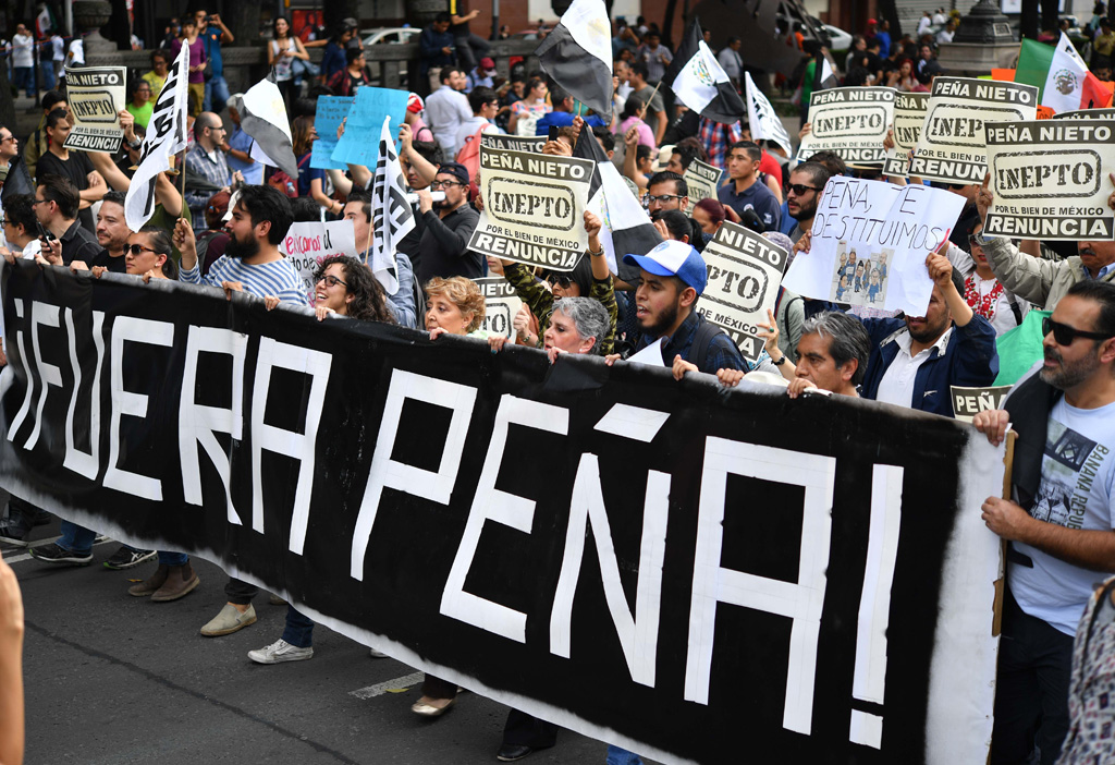 Mexiko: Demonstration gegen Präsident Nieto