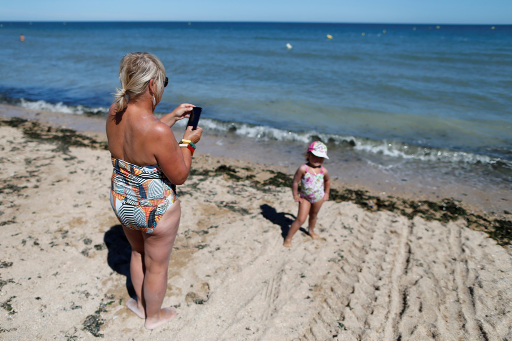 Sorgenfrei Urlaubsfotos posten? Die EU-Kommission will den Roaming-Vorschlag überarbeiten