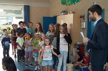 Schulanfang in der Gemeindeschule Walhorn
