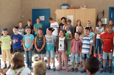 Schulanfang in der Gemeindeschule Walhorn