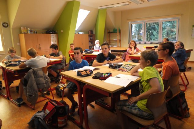 Schüler in Deidenberg