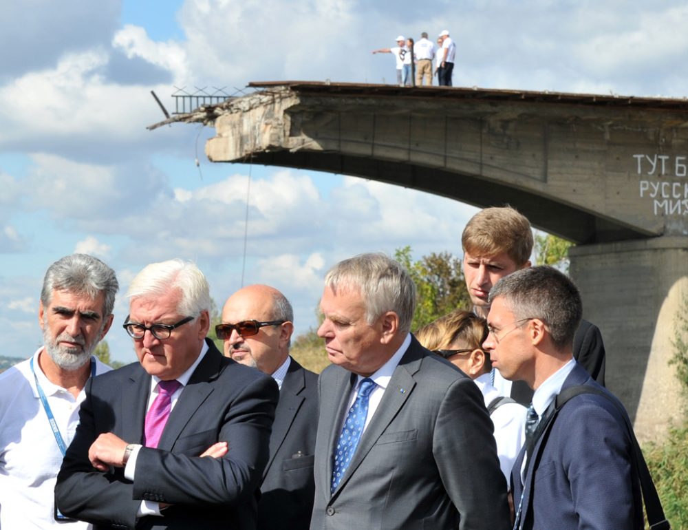 Steinmeier und Ayrault bei dem Besuch in Slawjansk in der Nähe von Donezk