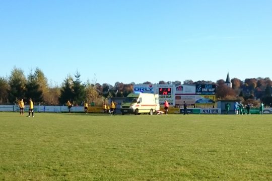 Beim Derby zwischen Büllingen und Bütgenbach musste der Krankenwagen anrücken