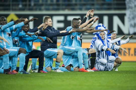 Spieler von Gent feiern ihren Sieg gegen Lüttich (27.10.)