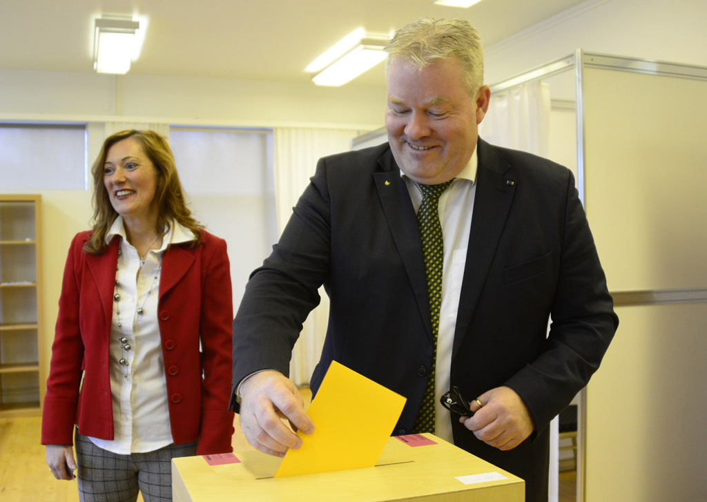Noch-Premier Sigurdur Ingi Johannsson bei der Wahl