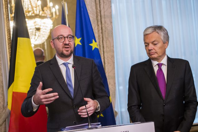 Premierminister Charles Michel und Außenminister Didier Reynders bei der Pressekonferenz nach dem Konzertierungsausschuss in Brüssel