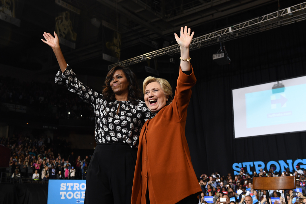 Michelle Obama und Hillary Clinton in Salem (27.10.)