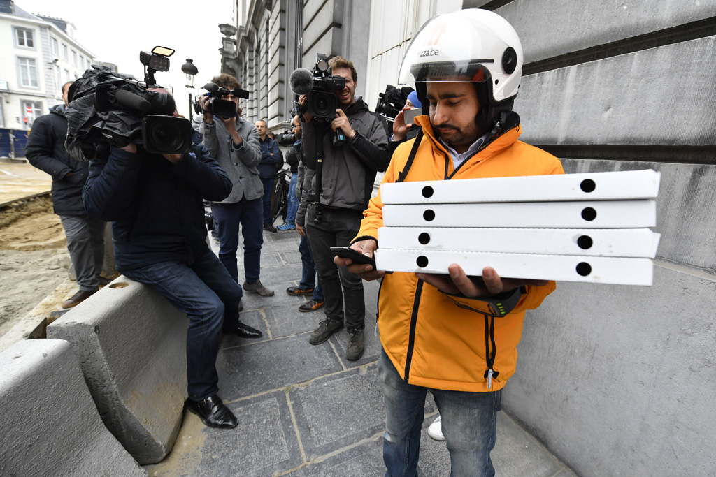 Pizzalieferung für die Regierung: Die Haushaltsberatungen dürfen etwas länger dauern ...