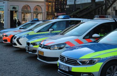 Polizeiautos (Bild: Manuel Zimmermann/BRF)