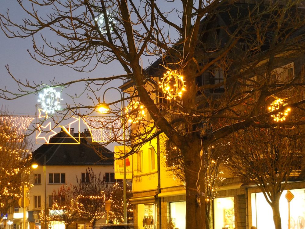 Neue Weihnachtsbeleuchtung in St. Vith