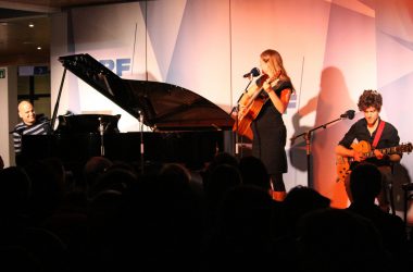 Andy Houscheid mit Dota Kehr und Jan Rohrbach bei der BRF-Liedernacht 2016