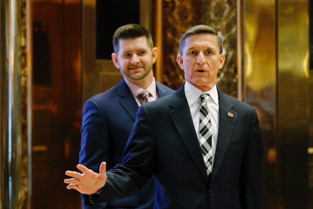 Michael Flynn vor einem Treffen mit Donald Trump in New York (17.11.)