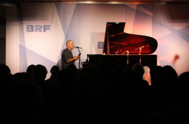 Andy Houscheid bei der BRF-Liedernacht 2016
