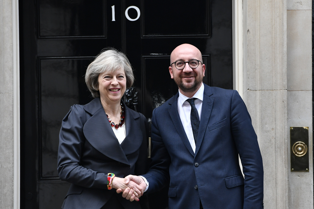 Theresa May und Charles Michel in der Downing Street