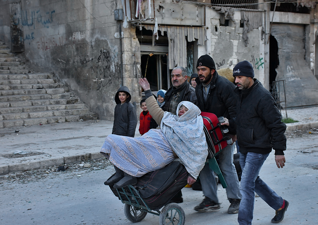 Rund 40.000 Menschen sind nach Angaben der Vereinten Nationen zuletzt aus dem Ostteil Aleppos geflohen