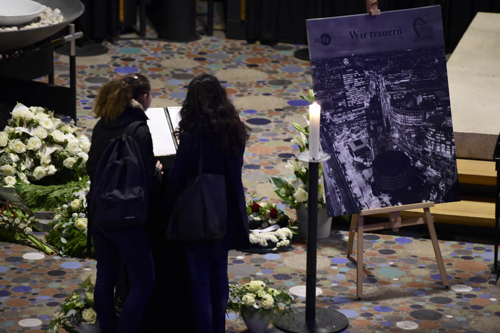 Trauer in Berliner Gedächtniskirche