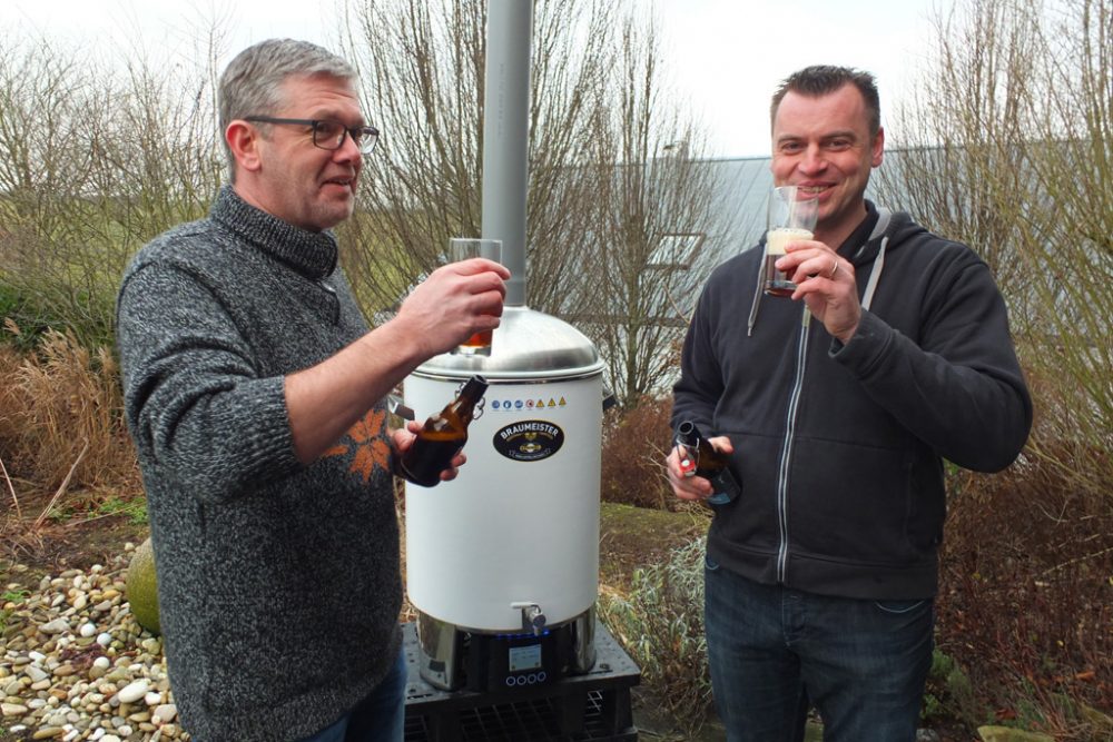 Craft Beer aus Deidenberg - Bierbrauer Ralf Neuens und Christoph