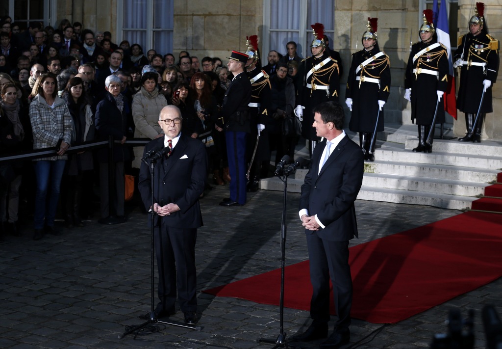 Bernard Cazeneuve (l.) und Manuel Valls